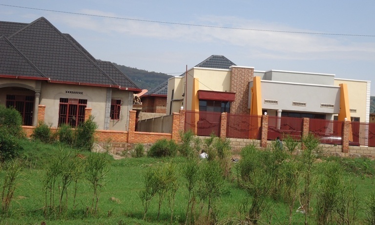 Ubona harimo abantu bagenda bashaka umwihariko mu myubakire.