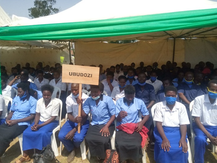 Bagannye ubudozi nyuma yo kuva mu burembetsi