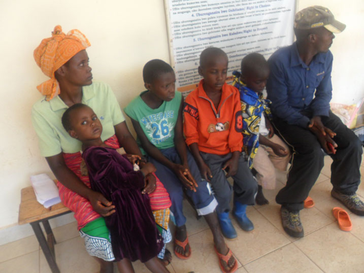 Ubufasha bwihuse burakemangwa kuko hari abamaze amasaha atatu baratakirwa.