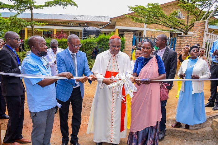 Hafunguwe ishuri ryavuguruwe ry'abafite ubumuga