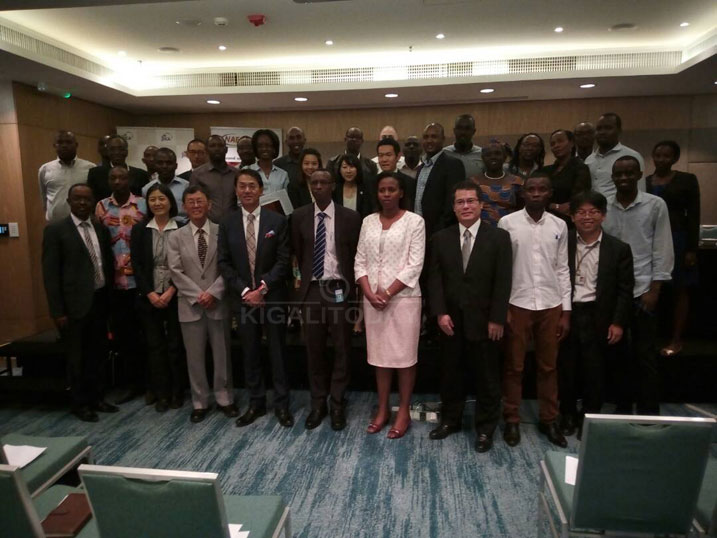 Ubuyapani buzafasha abahinzi ba kawa mu Rwanda kuyivugurura