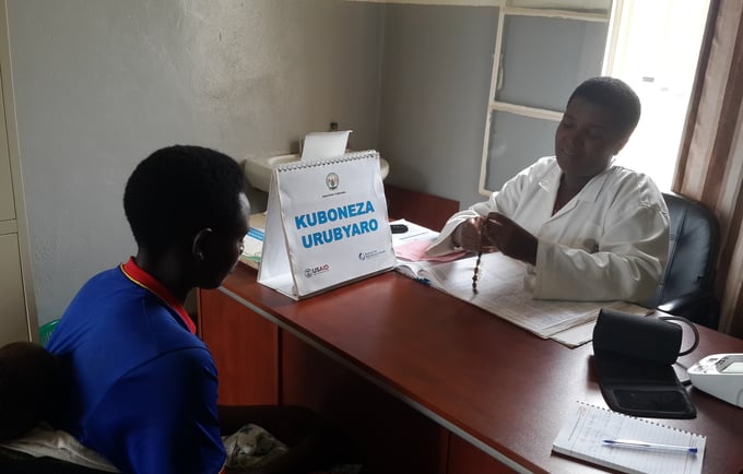 Bahabwa na serivisi z'ubuzima