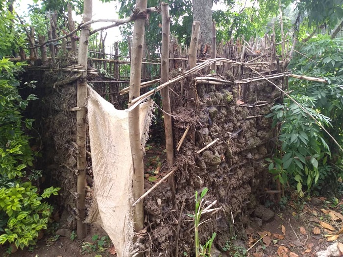 Mujawamungu yajyaga muri ubu bwiherero bw'umuturanyi