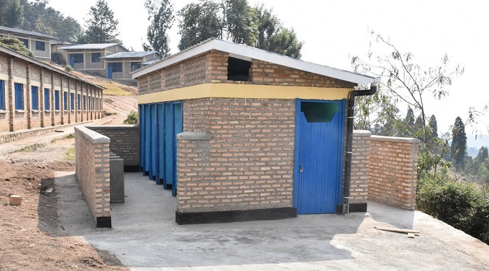 Ubwiherero 108 na bwo bwamaze kuzura bwatashywe