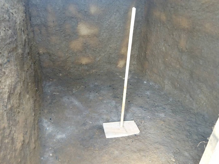 Ubwiherero bwujuje ibyangombwa bugomba kuba bupfundikirwa