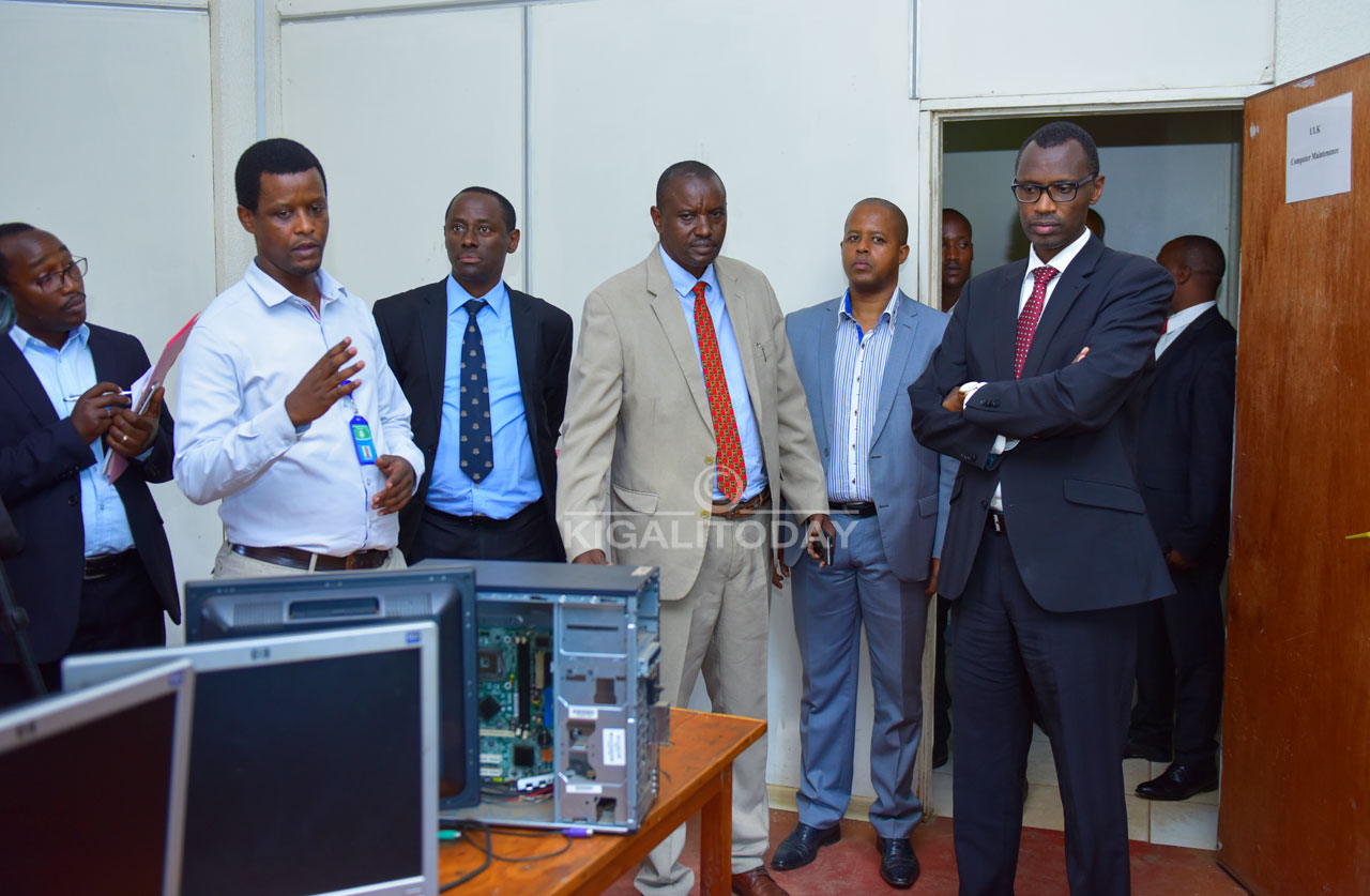 Banasuye ahigishirizwa ICT muri iri shuri