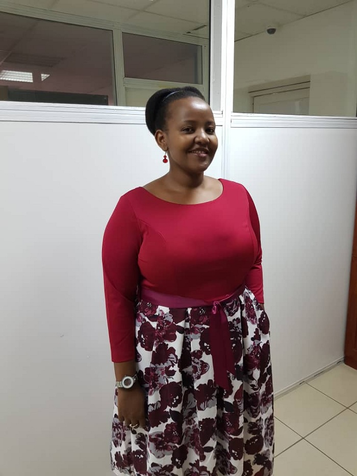 Uwamwezi agira abantu inama yo kuva ku ndyo ibatera umubyibuho ukabije