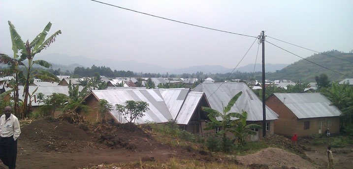 Umudugudu w'abaturage bakuwe ku musozi wa Rubavu bajyanwa gutuzwa mu murenge wa Rubavu ahitwa Kanembwe.