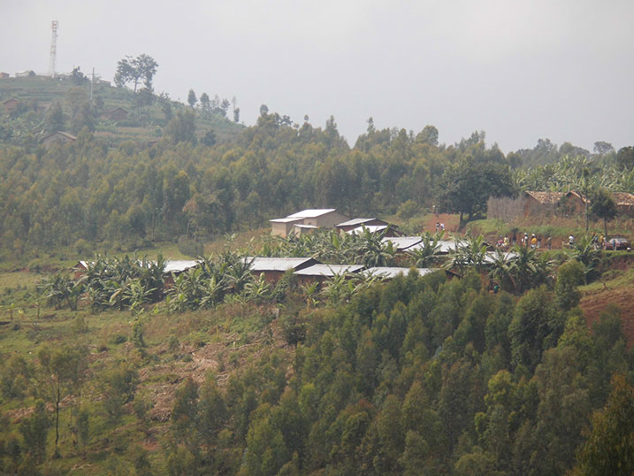 Umudugudu wa Kintobo watujwemo abahejejwe inyuma n'amateka.