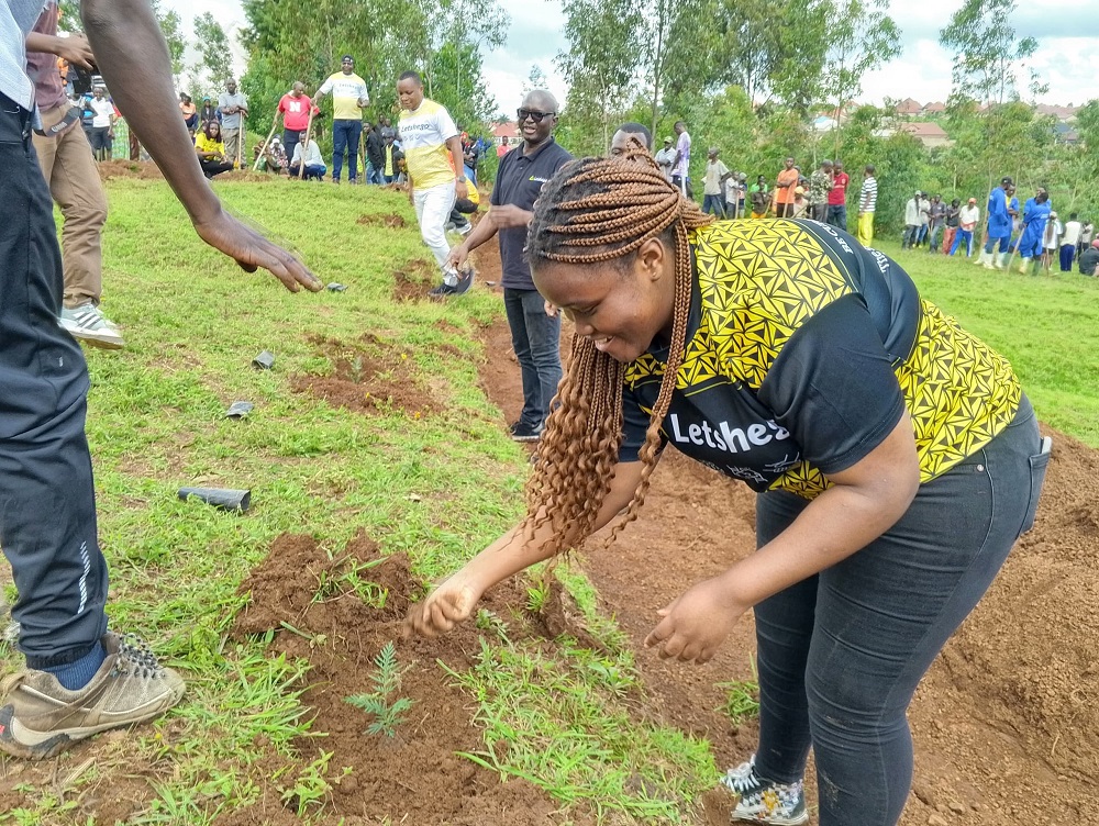 Uyu mugore na we yaturutse muri Eswatini