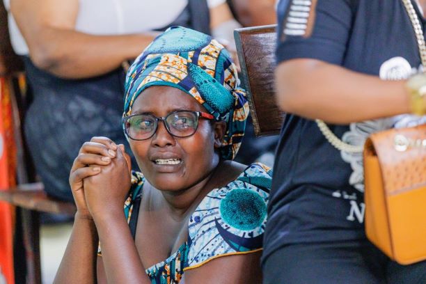 Abitabiriye umuhango wo guherekeza Pasiteri Théogène Niyonshuti umubabaro wari mwinshi