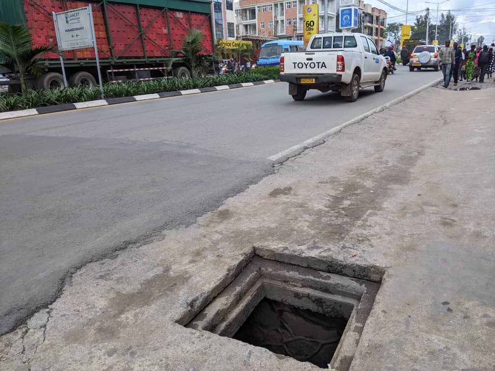 Ibyobo bigaragara mu mujyi rwagati wa Musanze abaturage basaba ko bitwikirwa bagatekana