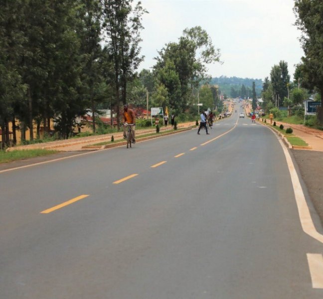 Umuhanda Kagitumba-Kayonza-Rusumo warasanwe