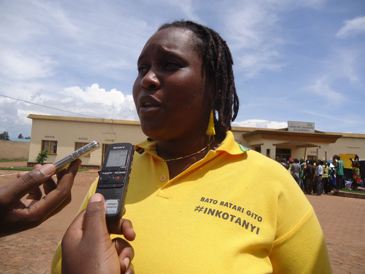 Dusabe avuga ko bateguye uru rugendo mu rwego rwo kwereka amahanga ko batishimiye na gato abagoreka amateka y'u Rwanda.