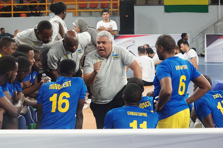 Ku mukino wa Iraq n'u Rwanda umutoza yakoraga ibishoboka byose ngo arebe ko yawutsinda ariko biranga