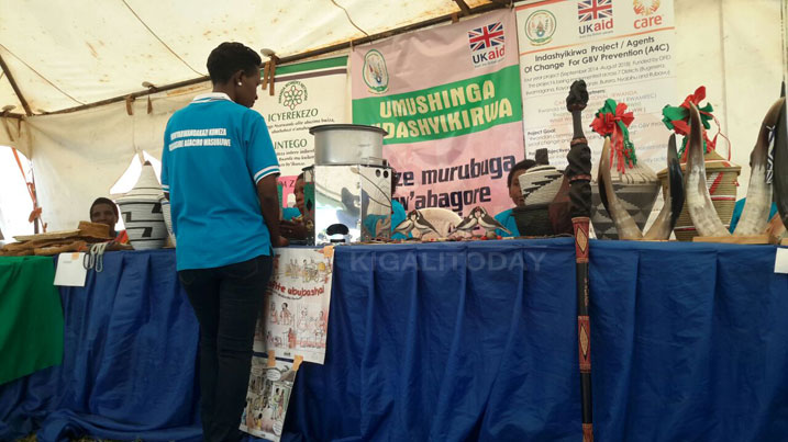 Amakoperative y'abagore anyuranye yamuritse ibikorwa byayo