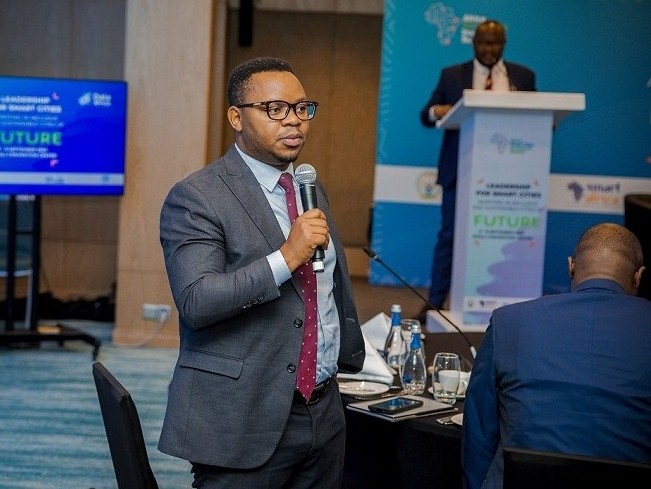 Umunyamabanga uhoraho muri Minisiteri y'Ikoranabuhanga na Inovasiyo, Yves Iradukunda