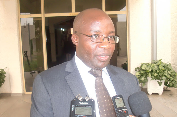 Umunyamabanga wa Leta muri MININFRA, Dr Alexis Nzahabwanimana, avuga ko hari hageze ko ONATRACOM isimburwa.