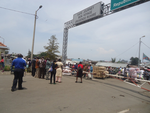 Intumwa za Uganda ku mupaka w