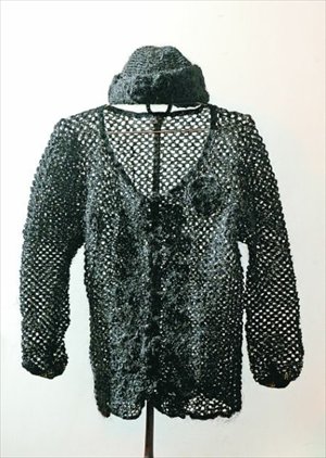 Umupira wo kwambara uboshye mu musatsi.