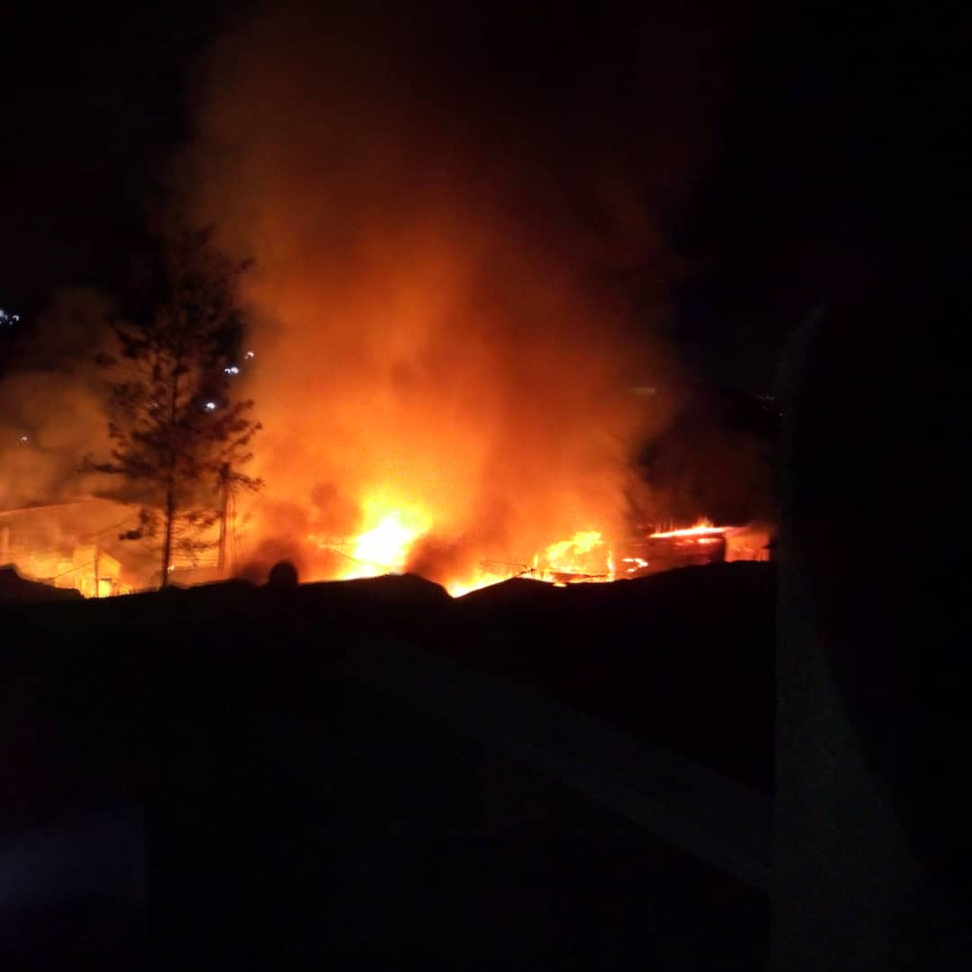 Umuriro watwitse ibicuruzwa mu Gakiriro wari ufite ubukana