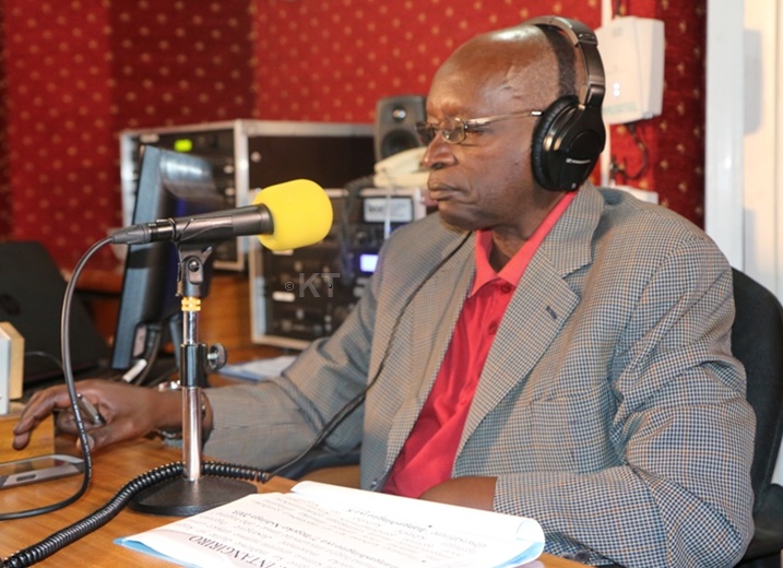 Umusaza Nsanzabaganwa Straton, impuguke mu muco n'amateka by'u Rwanda.