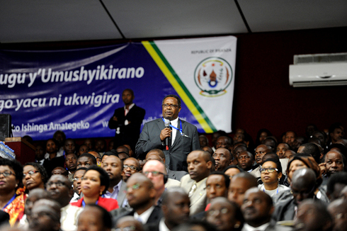 Inama y'umushyikirano yatangiwemo ibitekerezo bitandukanye biganisha ku kwihaza mu bukungu kw'igihugu.