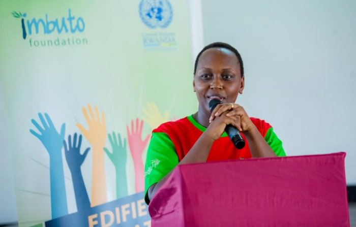 Umutesi agaragaza ko ikinyabupfura ari ingenzi mu kwiteza imbere