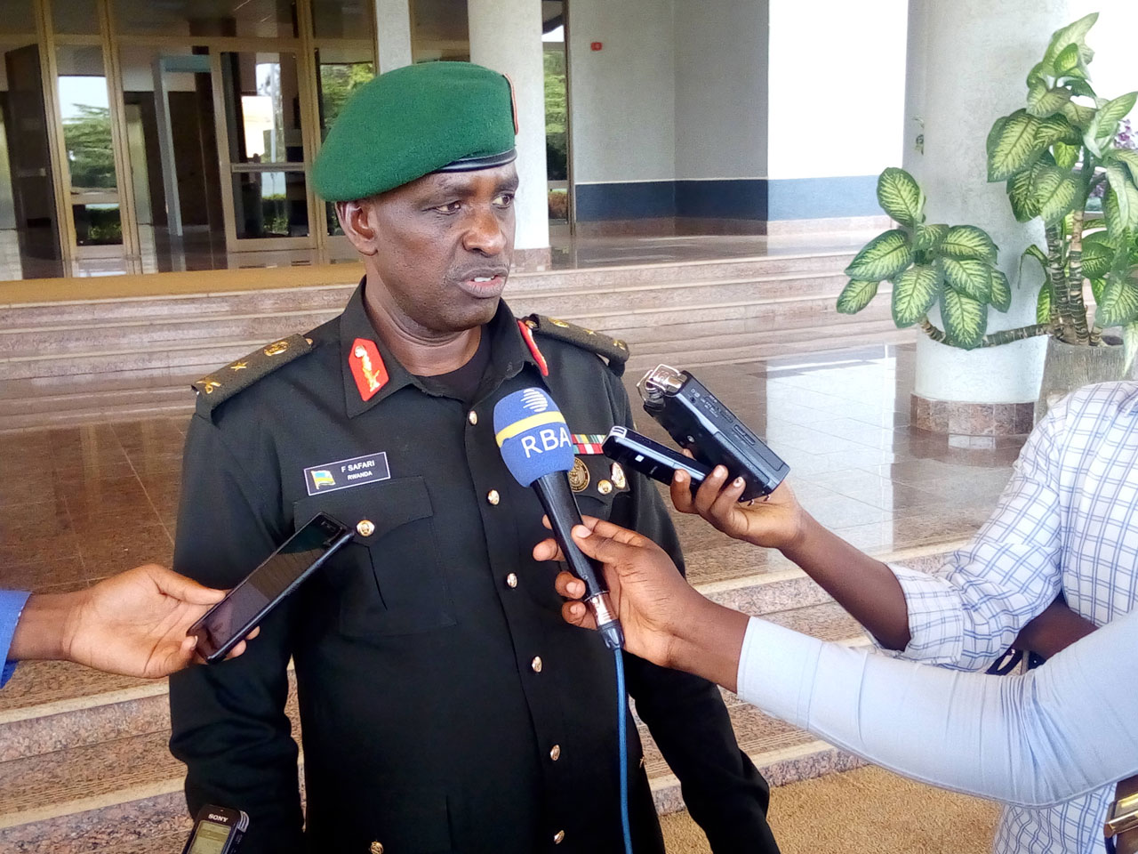 Umuyobozi mukuru ushinzwe igenamigambi muri MINADEF, Brig Gen Ferdinand Safari.