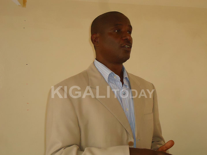 Mugabo avuga ko hari gahunda yo kubyaza amata ibiribwa ngo adapfa ubusa.