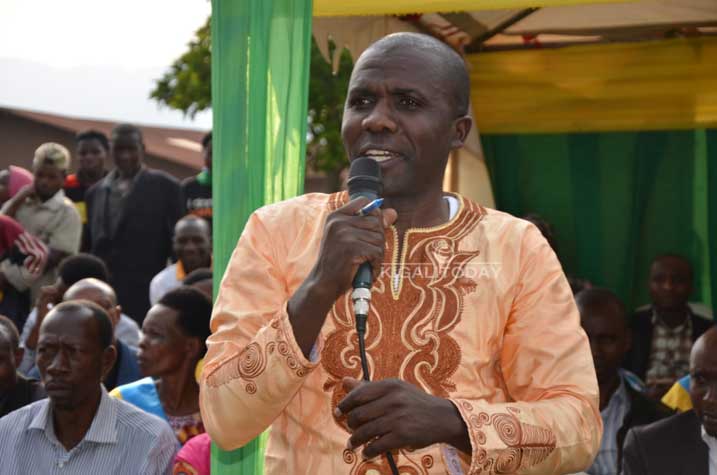Umuyobozi w'Akarere ka Nyamasheke wungirije ushinzwe ubukungu, Ntaganira Josue Michael avuga ko bari gukora ubukanguramabaga bwo guca ubuharike