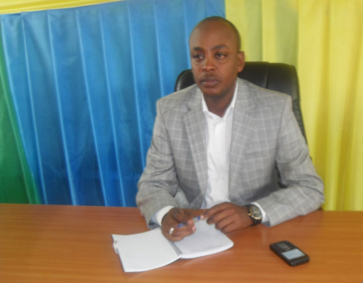 Perezida w'umuryango FPR-Inkotanyi mu Karere ka Nyanza yemeza ko Ntivuguruzwa yirukanywe ku mirimo ye.