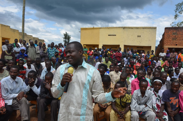 Umuyobozi w'Akarere ka Rusizi Harerimana Frederic avuga ko bari mu nzira zo gukemura iki kibazo 