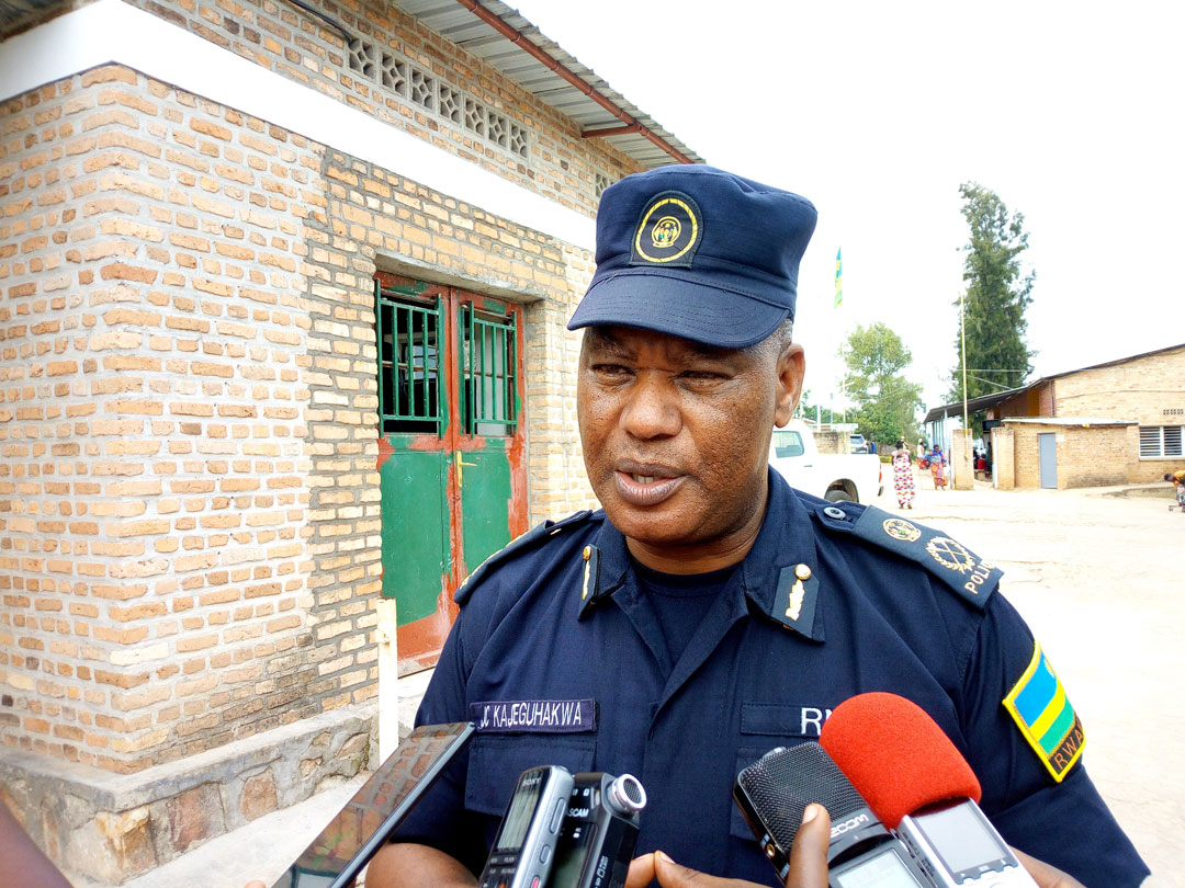 Umuyobozi wa Polisi mu Ntara y'Amajyepfo avuga ko imiti yonyine idahagije ku murwayi wakoze impanuka