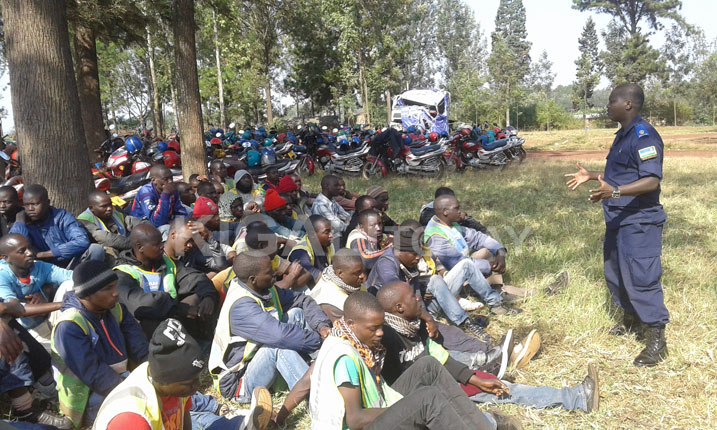 Umuyobozi wa Polisi mu Karere ka Kirehe, Spt Christian Safari, asaba abamota kurangwa n