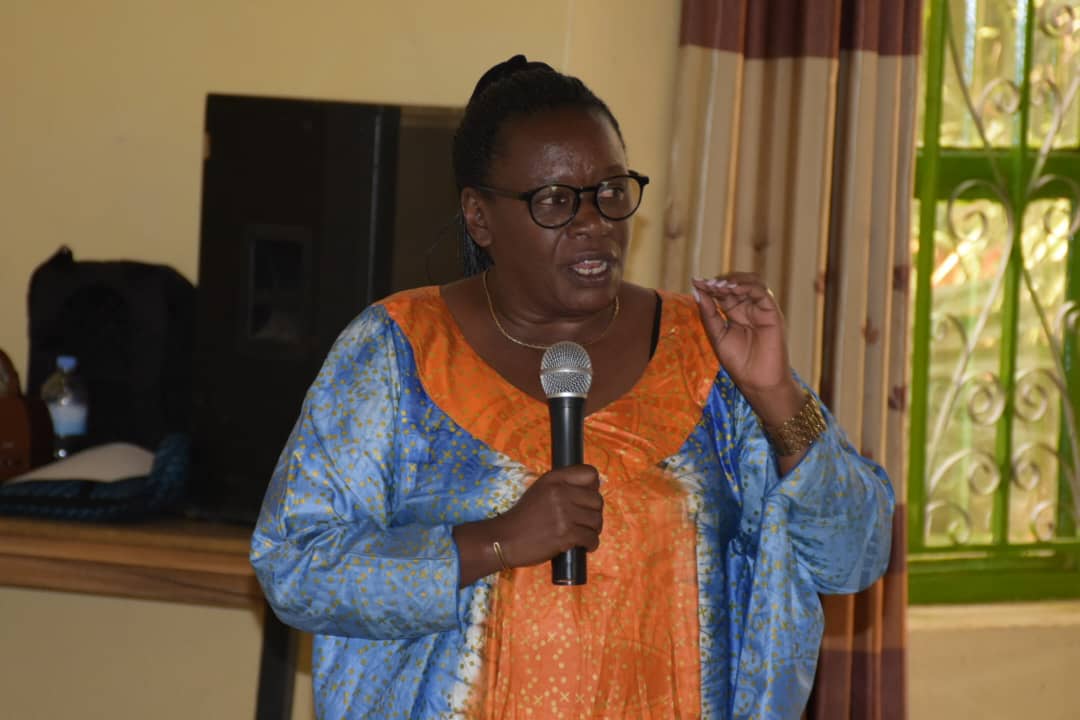 Umuyobozi w'Umuryango wita ku iterambere ry'umugore wo mu cyaro avuga ko kwigisha abakiri bato kubungabunga ibidukikije ari ingenzi