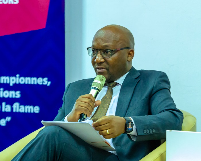 Umuyobozi Mukuru wa REB, Dr. Nelson Mbarushimana avuga ko umusaruro w'abarimu b'abakorerabushake bigisha Igifaransa watangiye kwigaragaza