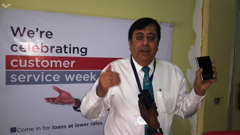 Umuyobozi wa BPR avuga ko bari kumva ibibazo by