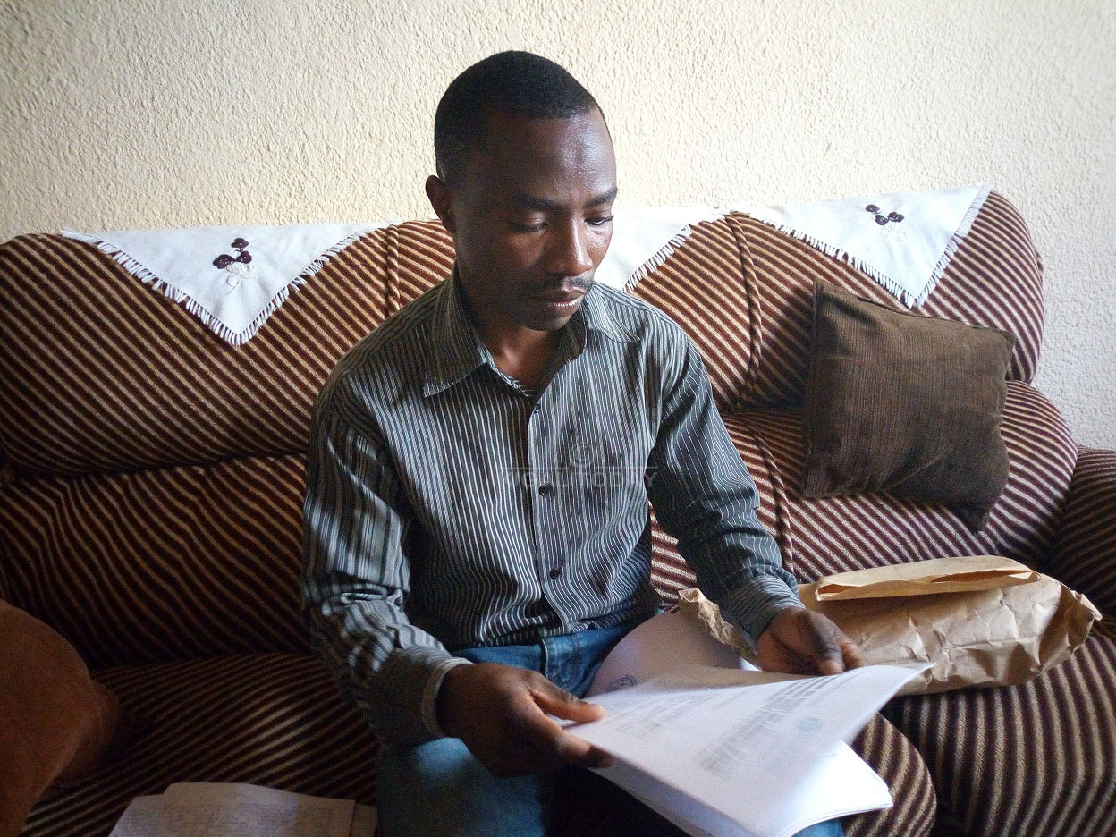 Nsengimana avuga ko hakenewe miliyoni 6RWf ngo abashe kuvuza umwana we 