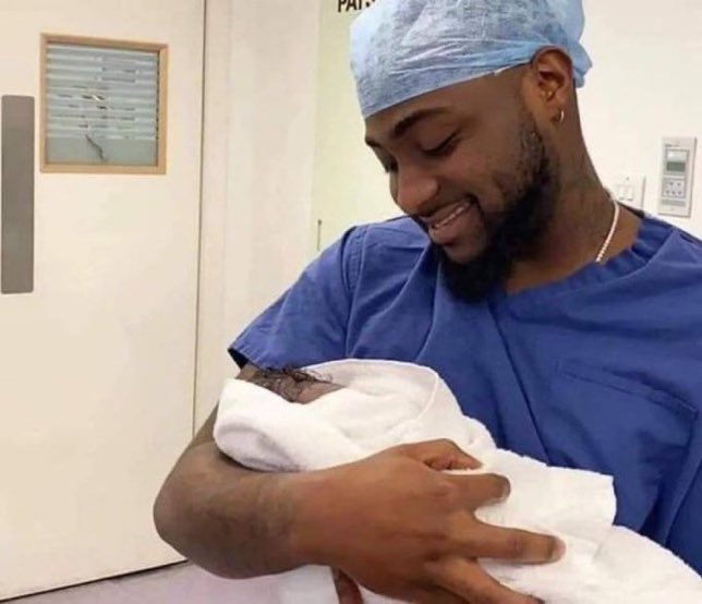 Davido ateruye umwana aherutse kwibaruka