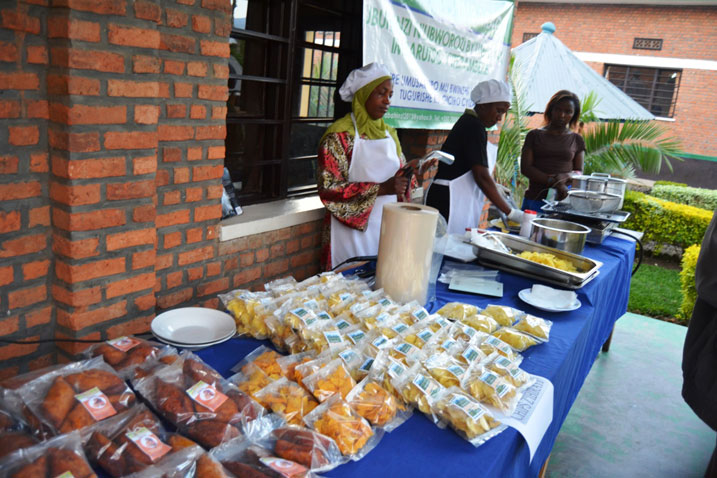 Umwe mu bikorera watangiye kubyaza ibirayi chips azishyira ku isoko amurika ibyo akora.