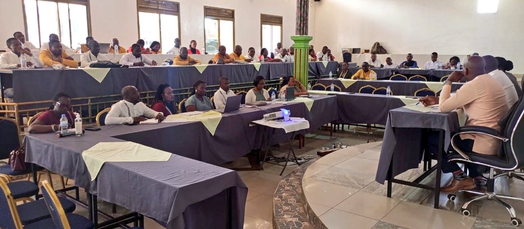 Bamaze iminsi itatu baganira ku byagenzweho bafatira hamwe n'ingamba zo gutangira ibishya muri uyu mwaka