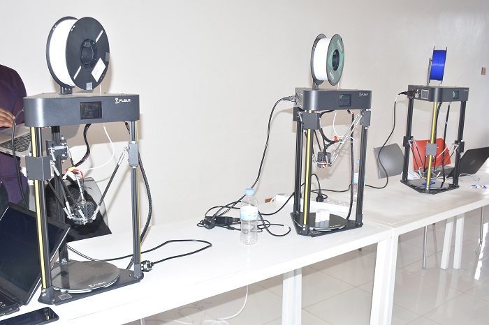 Bize ku gukoresha ibikoresho bitandukanye by'ikoranabuhanga