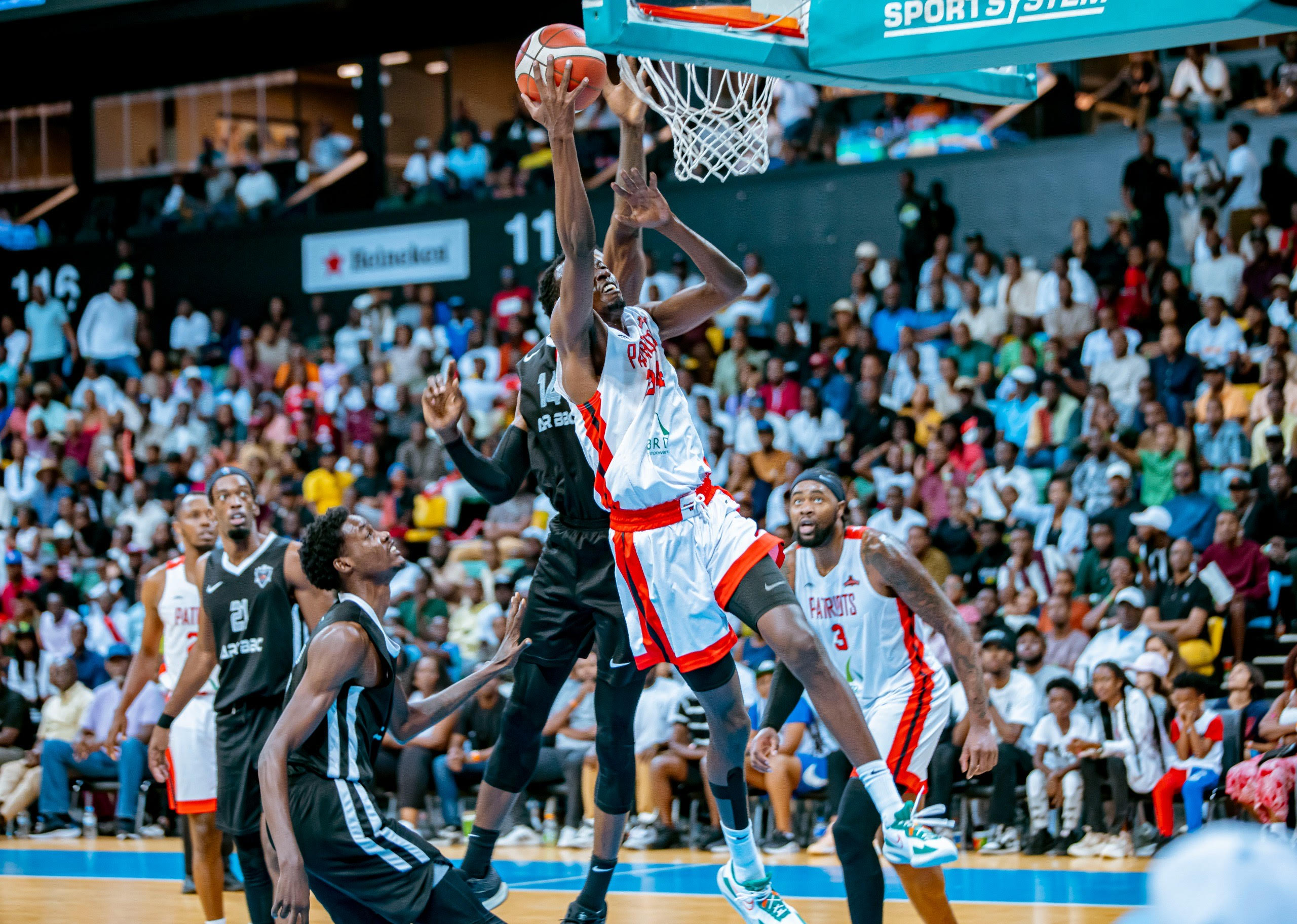 Bikomeje kugorana ku ikipe ya Patriots BBC