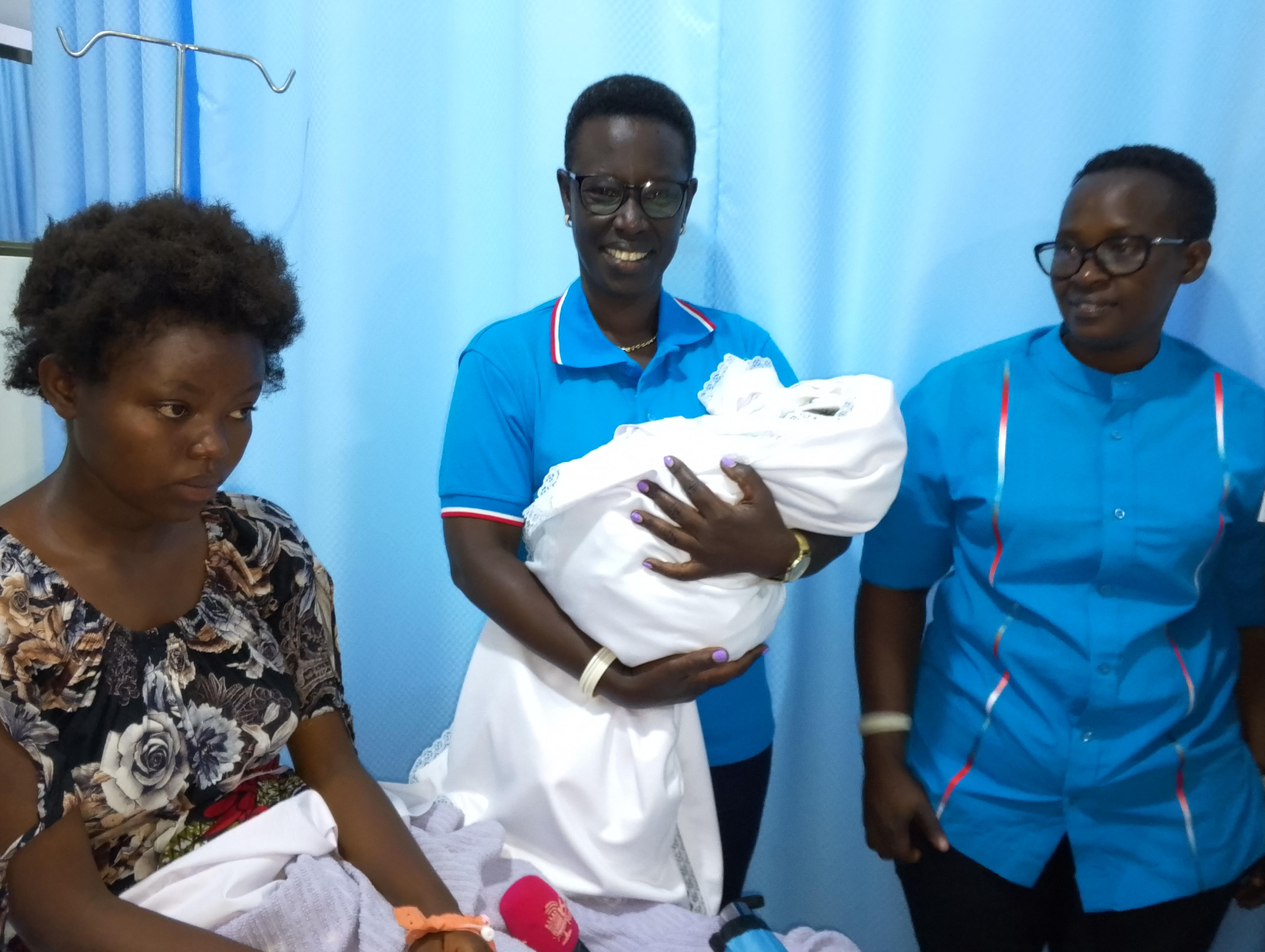 Basanze umwana na nyina bameze neza