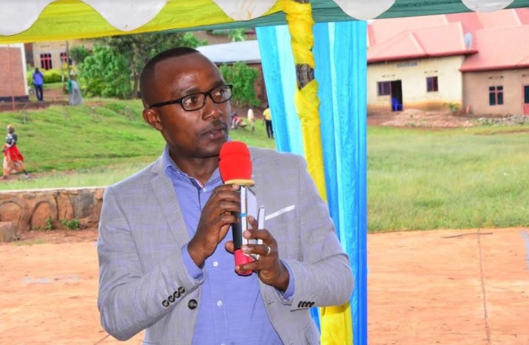 Umuyobozi w'Akarere ka Rusizi, Kayumba Ephrem