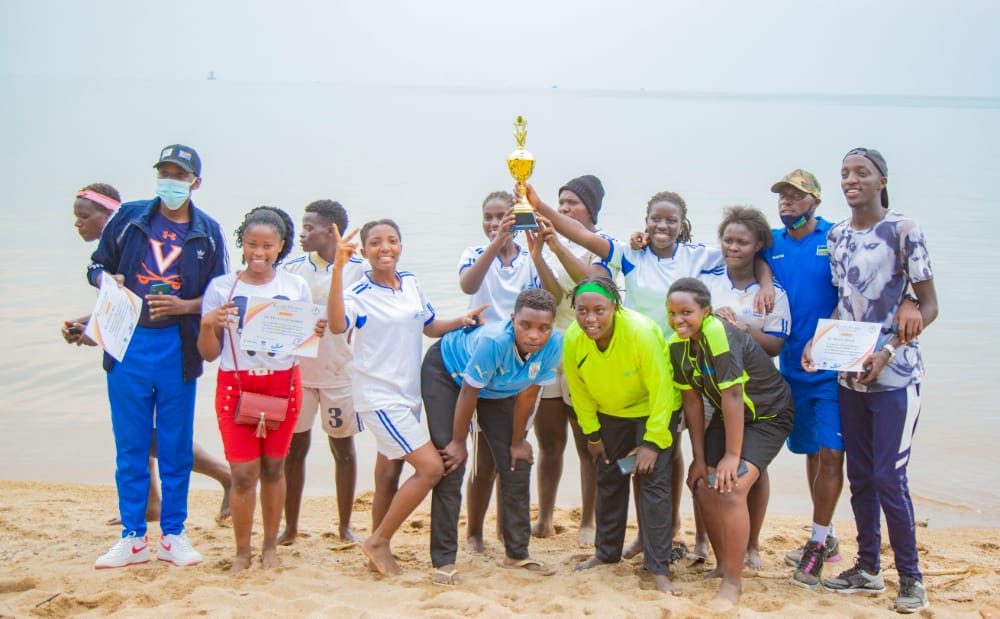 UR Rukara ni yo yegukanye igikombe mu cyiciro cy'abakobwa