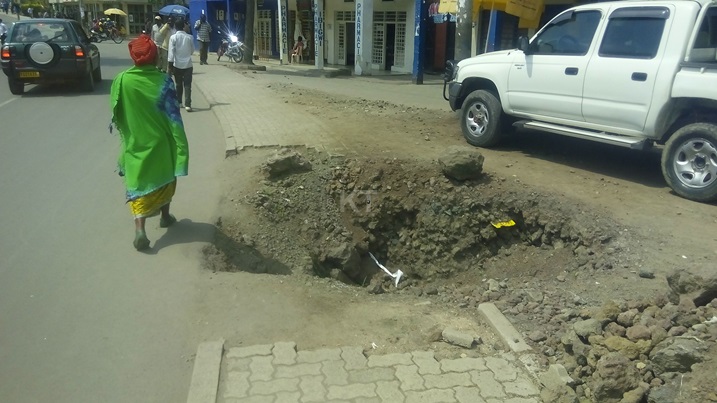 Ureste abantu bagwamo ngo n