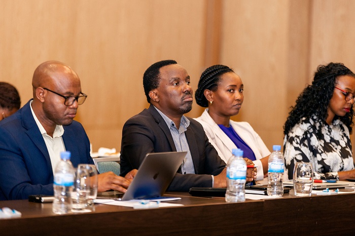 Uri hagati Dr.Karangwa Patrick avuga ko bifuza ko inguzango ijya mu rwego rw