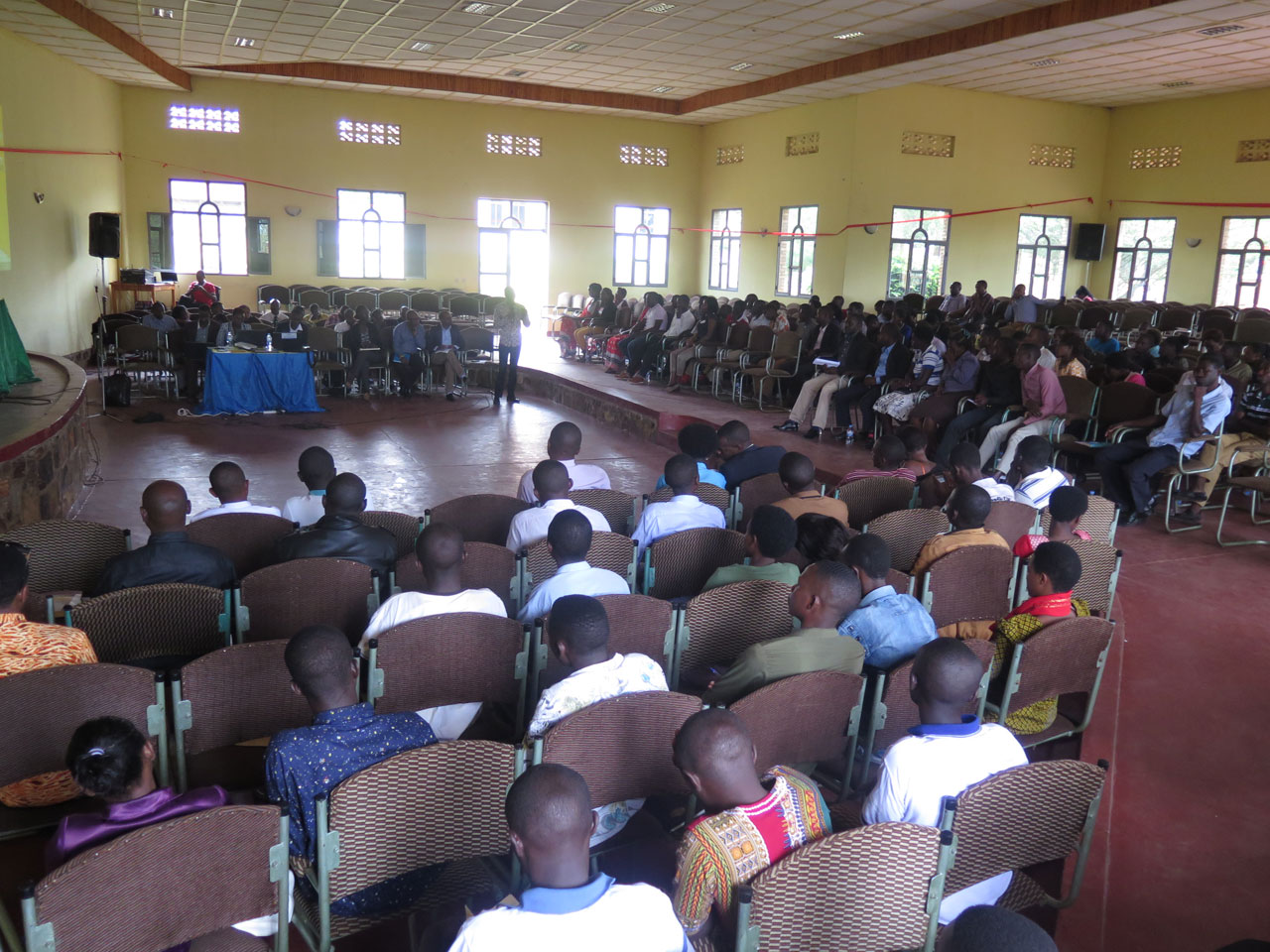 Urubyiruko rwiyemeje kongera imbaraga mu mihigo rushyira mu bikorwa 